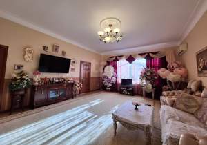 Дом 488м&sup2;, 3-этажный, участок 8 сот.  