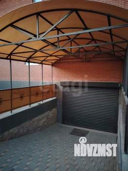 Дом 161м&sup2;, 3-этажный, участок 5 сот.  