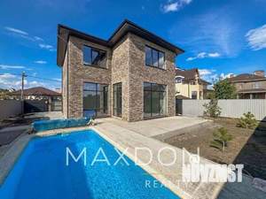 Дом 180м&sup2;, 2-этажный, участок 6 сот.  