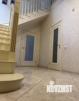 Дом 120м&sup2;, 2-этажный, участок 3 сот.  