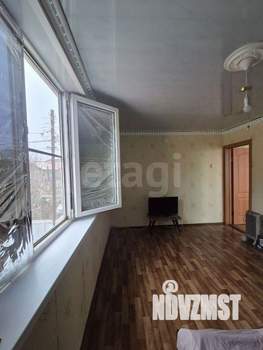 Дом 61м², 2-этажный, участок 5 сот.  