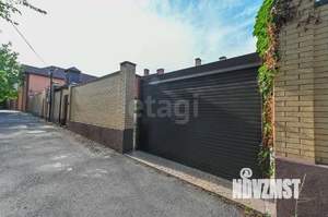 Дом 187м&sup2;, 3-этажный, участок 4 сот.  