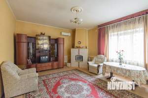 Дом 195м², 2-этажный, участок 4 сот.  