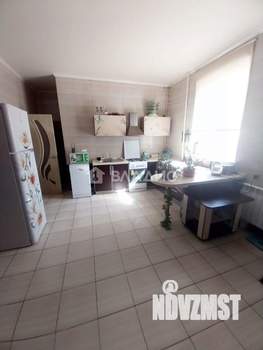 Дом 240м², 2-этажный, участок 3 сот.  