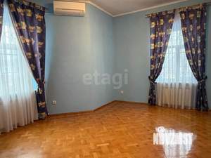 Дом 260м&sup2;, 2-этажный, участок 5 сот.  