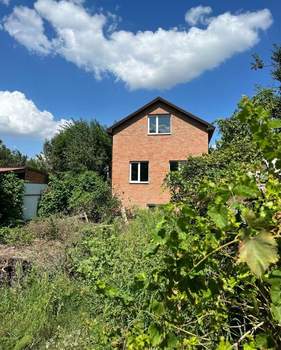 Дом 110м&sup2;, 2-этажный, участок 3 сот.  