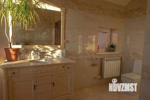 Дом 280м², 3-этажный, участок 6 сот.  