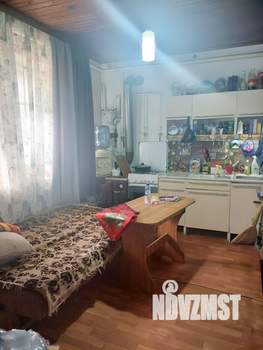 Дом 80м&sup2;, 2-этажный, участок 6 сот.  