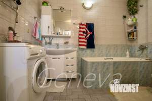 Дом 280м&sup2;, 3-этажный, участок 3 сот.  