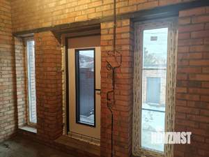 Дом 210м&sup2;, 2-этажный, участок 3 сот.  