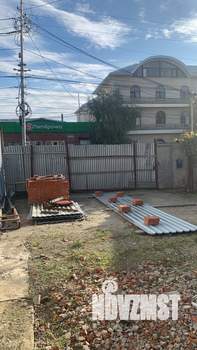 Дом 100м&sup2;, 2-этажный, участок 3 сот.  