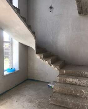 Дом 180м², 2-этажный, участок 5 сот.  