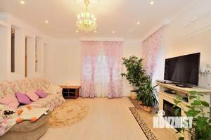 Дом 220м², 2-этажный, участок 7 сот.  
