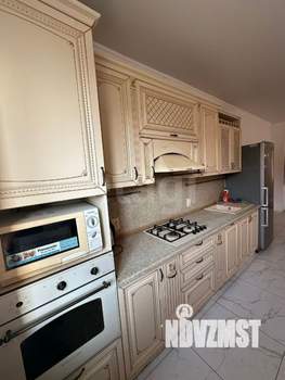 Дом 152м², 3-этажный, участок 3 сот.  