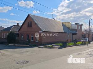 Дом 180м², 2-этажный, участок 3 сот.  
