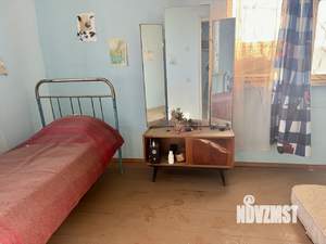 Дом 300м&sup2;, 3-этажный, участок 6 сот.  