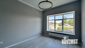 Дом 200м&sup2;, 2-этажный, участок 3 сот.  