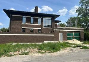 Дом 350м², 3-этажный, участок 4 сот.  
