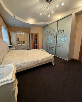 Дом 150м&sup2;, 2-этажный, участок 6 сот.  