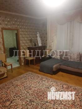 Дом 94м&sup2;, 1-этажный, участок 3 сот.  