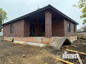 Дом 180м&sup2;, 1-этажный, участок 7 сот.  