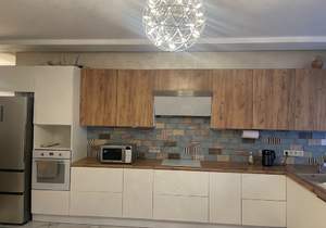 Дом 300м&sup2;, 2-этажный, участок 6 сот.  