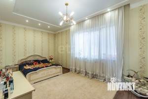 Дом 337м², 3-этажный, участок 11 сот.  