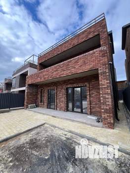 Коттедж 280м², 2-этажный, участок 4 сот.  