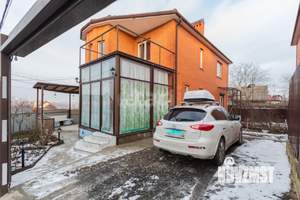 Дом 250м², 3-этажный, участок 3 сот.  