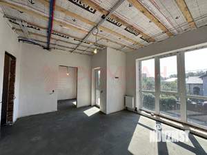 Дом 210м&sup2;, 2-этажный, участок 3 сот.  