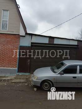 Дом 80м&sup2;, 2-этажный, участок 3 сот.  