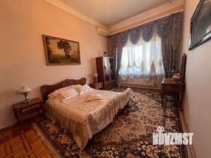 Дом 293м², 3-этажный, участок 4 сот.  