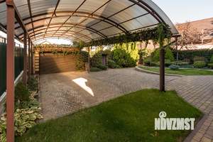 Дом 300м², 2-этажный, участок 8 сот.  