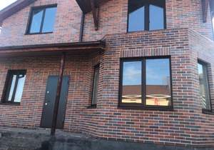 Дом 220м&sup2;, 2-этажный, участок 4 сот.  