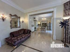 Дом 375м&sup2;, 3-этажный, участок 8 сот.  