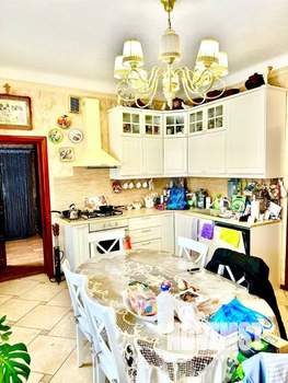 Дом 156м&sup2;, 2-этажный, участок 5 сот.  