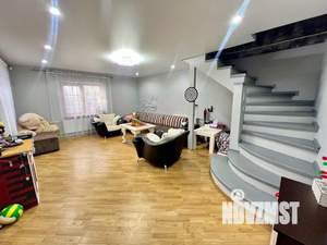 Дом 92м&sup2;, 2-этажный, участок 3 сот.  