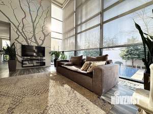 Дом 375м², 2-этажный, участок 7 сот.  