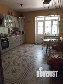 Дом 140м², 2-этажный, участок 6 сот.  