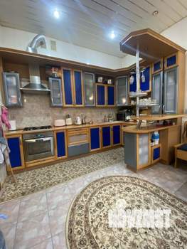 Дом 295м², 2-этажный, участок 3 сот.  