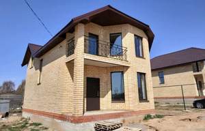 Дом 142м&sup2;, 2-этажный, участок 3 сот.  