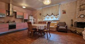 Дом 145м², 2-этажный, участок 6 сот.  