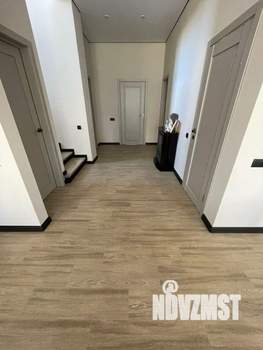 Дом 220м², 2-этажный, участок 6 сот.  