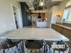 Дом 295м², 2-этажный, участок 10 сот.  