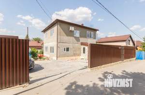 Дом 150м², 2-этажный, участок 6 сот.  