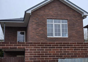 Дом 180м&sup2;, 2-этажный, участок 3 сот.  