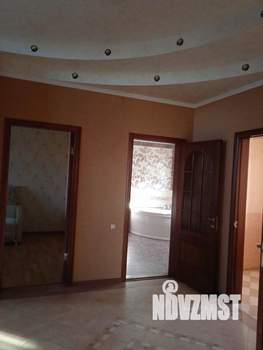 Дом 320м&sup2;, 2-этажный, участок 8 сот.  