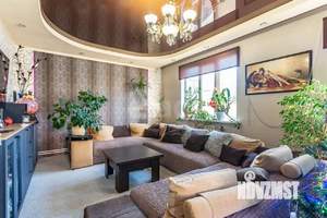 Дом 124м&sup2;, 2-этажный, участок 3 сот.  