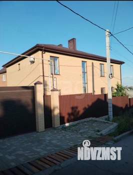 Дом 254м², 2-этажный, участок 5 сот.  