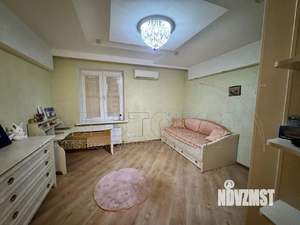 Дом 210м², 2-этажный, участок 4 сот.  